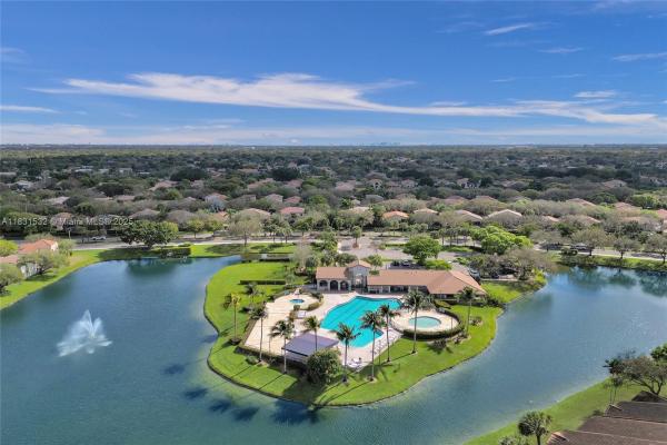 Optima Village At Fountain Spring, 10690 NW 14th St #128, Plantation, Florida 33322, image 1