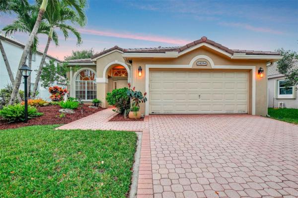 Tropic Isles, 14284 NW 22nd St, Pembroke Pines, Florida 33028, image 1