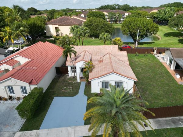 Shoma Homes At Kendall, 14351 SW 90th St, The Hammocks, Florida 33186, image 3