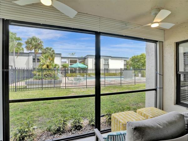 245 SE 10th St #4B, Deerfield Beach, Florida 33441, image 1