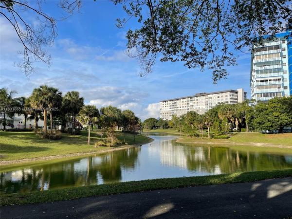 Hillcrest, 919 Hillcrest Dr #509, Hollywood, Florida 33021, image 1