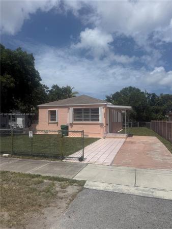 Blake, 511 NW 33rd Ave, Miami, Florida 33125, image 2