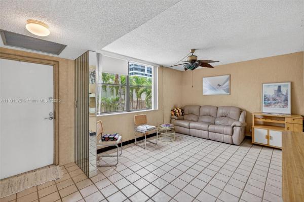 Villa Dorada, 20381 NE 30th Ave #410-7, Aventura, Florida 33180, image 3