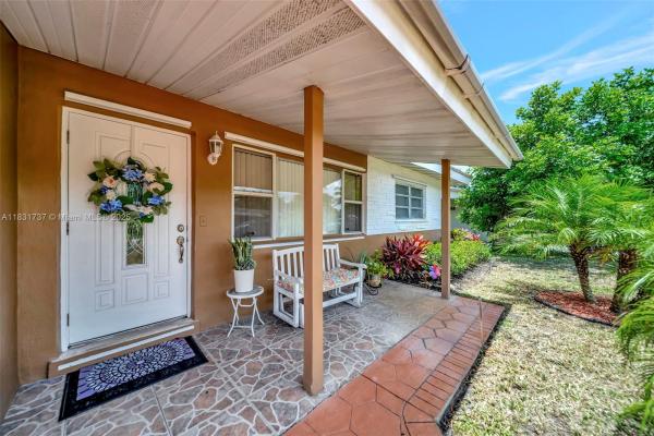 Breeze Haven, 2201 N 57th Ter, Hollywood, Florida 33021, image 1