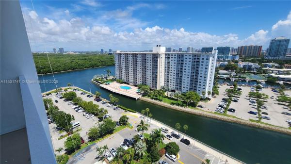 Arlen House West, 500 Bayview Dr #1725, Sunny Isles Beach, Florida 33160, image 1