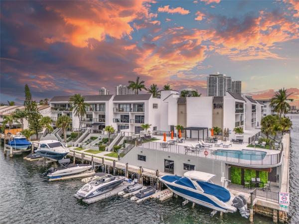 Pelican Landing, 4000 NE 168th St #113B, North Miami Beach, Florida 33160, image 1