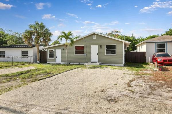 Brysa Park, 3633 SW 12th Ct, Fort Lauderdale, Florida 33312, image 1
