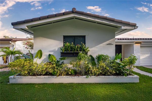 Biltmore, 432 Sevilla Ave, Coral Gables, Florida 33134, image 2