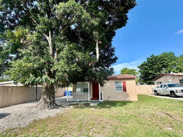Progresso Village, 820 NW 4th Ave, Fort Lauderdale, Florida 33311, image 1