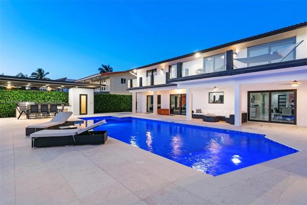 Sans Souci Estates, 1942 NE 119th Rd, North Miami, Florida 33181, image 1