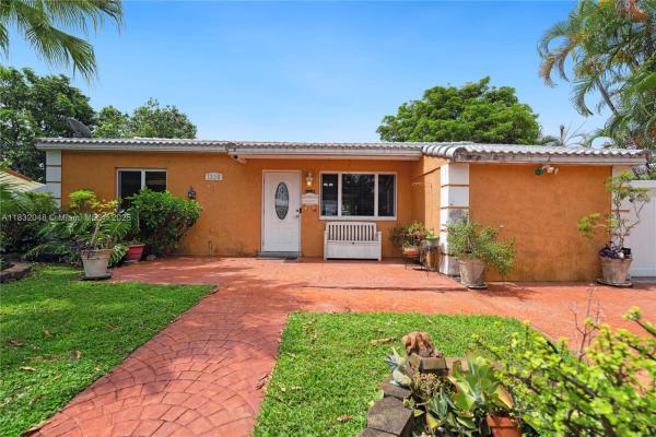 South New River Isles, 1328 Mango Isle, Fort Lauderdale, Florida 33315, image 1