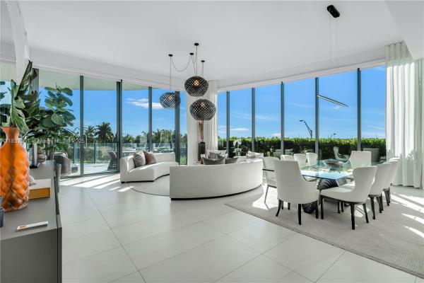 One Park Grove, 2811 S Bayshore Dr #4A, Miami, Florida 33133, image 1