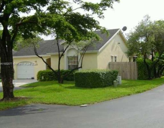 Doral Lakes, 10016 NW 51st Ter, Doral, Florida 33178, image 1