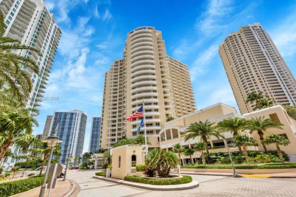 One Tequesta Point, 888 Brickell Key Dr #607, Miami, Florida 33131, image 1