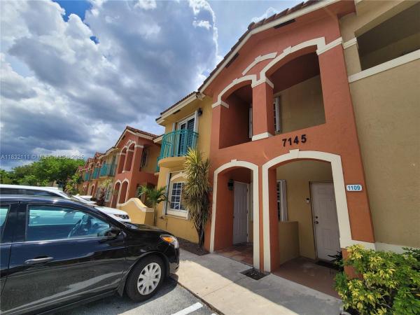 Bonita Golf View Townvillas 2, 7145 NW 173rd Dr #1108, Hialeah, Florida 33015, image 3