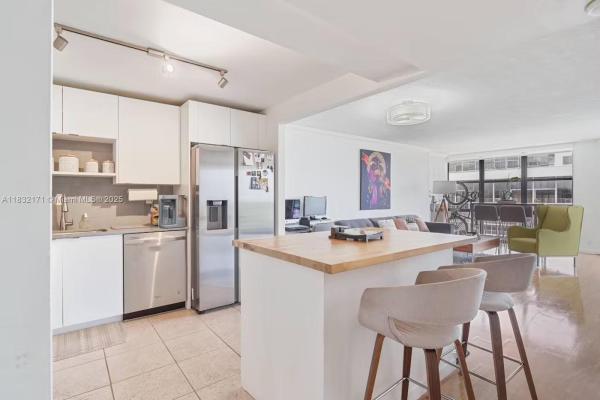 Brickell Place, 1901 Brickell Ave #B1706, Miami, Florida 33129, image 1