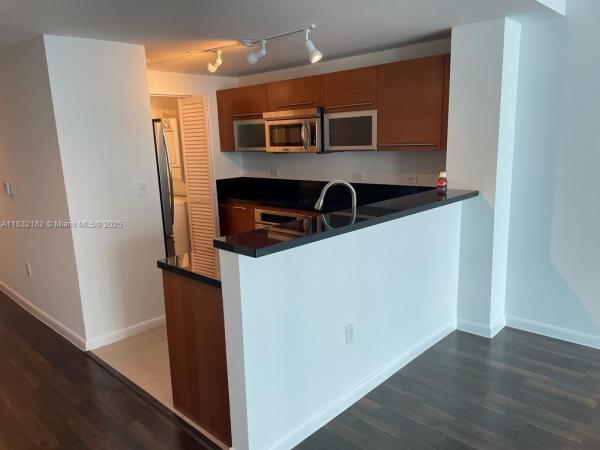 Vizcayne South, 253 NE 2nd St 2806, Miami, Florida 33132, image 1