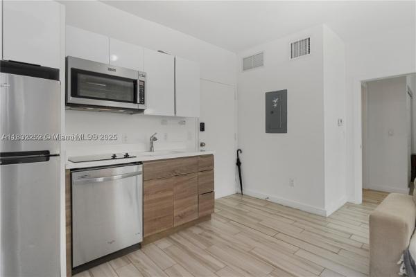 Elena, 1560 Meridian Ave #108, Miami Beach, Florida 33139, image 2