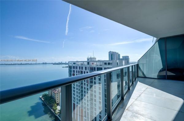 Icon Bay, 460 NE 28th St 2106, Miami, Florida 33137, image 1