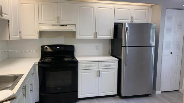 Buckingham At Century Village, 12850 SW 4th Ct #206I, Pembroke Pines, Florida 33027, image 1