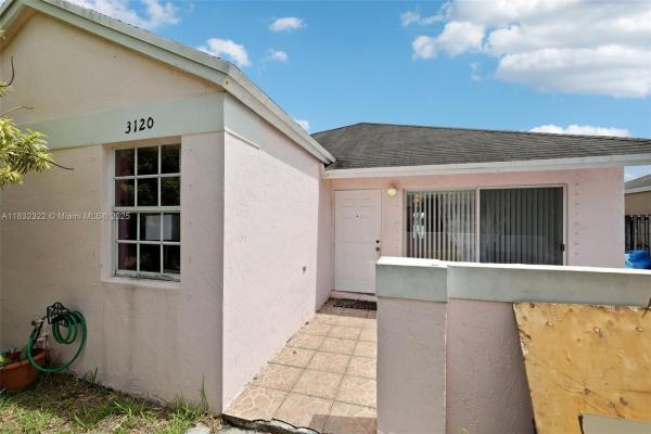 Leslie Lake North, 3120 NW 203rd Ter, Miami Gardens, Florida 33056, image 3