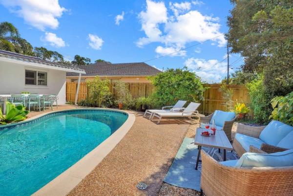 Imperial Point, 6421 NE 22nd Ave, Fort Lauderdale, Florida 33308, image 1