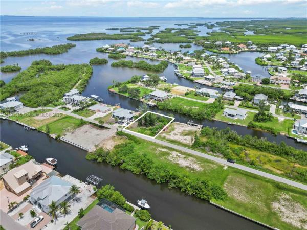 24190 N Blackbeard, Punta Gorda, Florida 33955, image 1