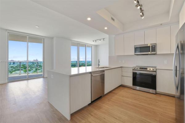 Flamingo South Beach, 1500 Bay Rd #C-2207, Miami Beach, Florida 33139, image 1