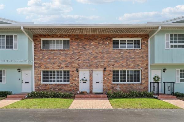 Sea Ranch Villas, 5400 N Ocean Blvd #38, Lauderdale By The Sea, Florida 33308, image 1
