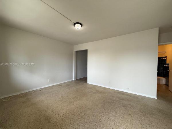 Oak Acres, 900 SW 5th St #2, Hallandale Beach, Florida 33009, image 1
