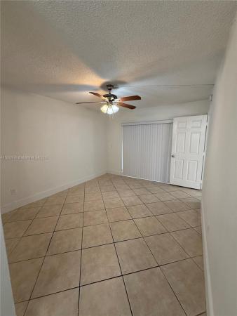 Lago Grande, 6515 W 27th Ct #12-49, Hialeah, Florida 33016, image 2