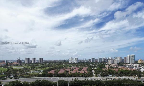 Mystic Pointe Tower 500, 3530 Mystic Pointe Dr #2207, Aventura, Florida 33180, image 3