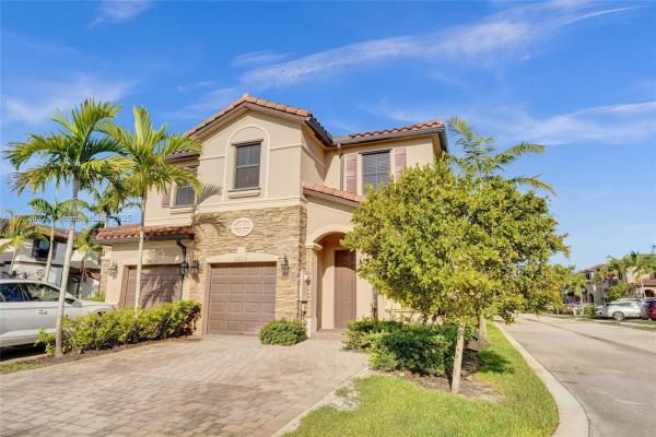 Magnolia Trails, 5013 Vulcan Way, Davie, Florida 33314, image 1