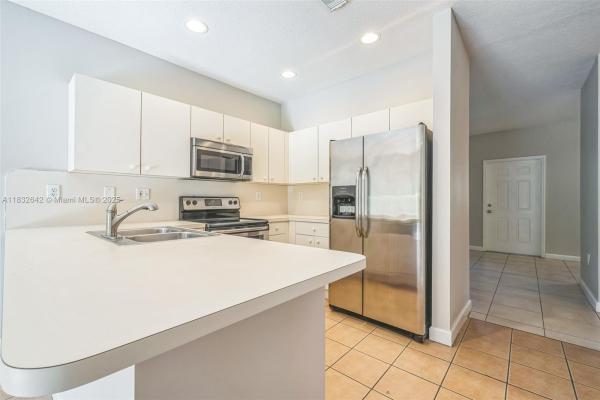 Silver Palms, 23111 SW 112th Pl, Princeton, Florida 33170, image 3