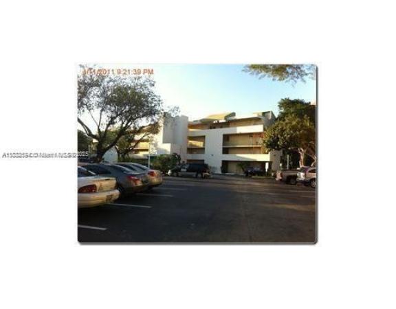 8820 Fontainebleau Blvd #403, Unincorporated Dade County, Florida 33172, image 1