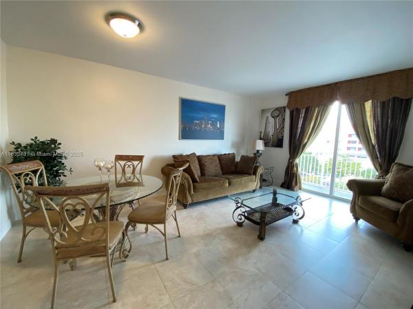 7270 SW 88 St B502, Unincorporated Dade County, Florida 33156, image 1