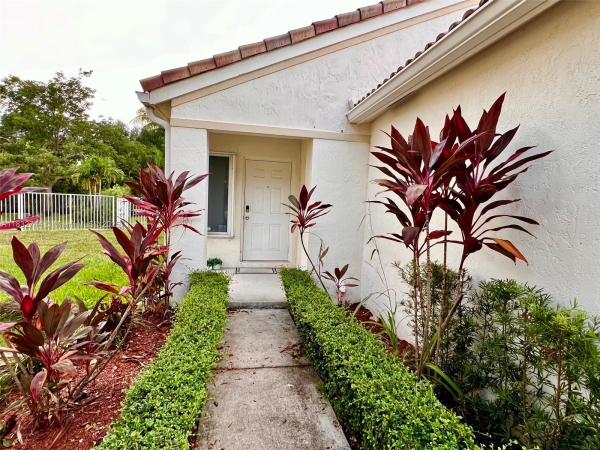 Mahogany Ridge, 4280 Ironwood Ct, Weston, Florida 33331, image 1