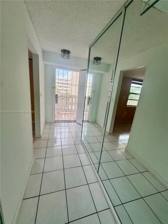 Meadowbrook Lakes View, 401 SE 3rd St #405, Dania Beach, Florida 33004, image 2