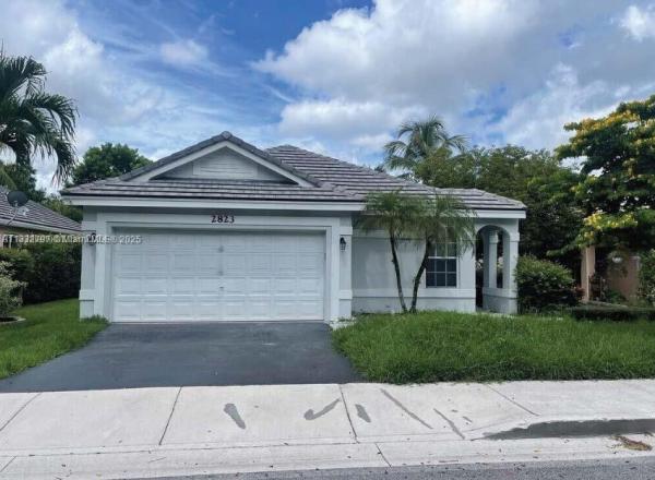 Lake Park, 2823 E Lake Park Cir E 0, Davie, Florida 33328, image 1