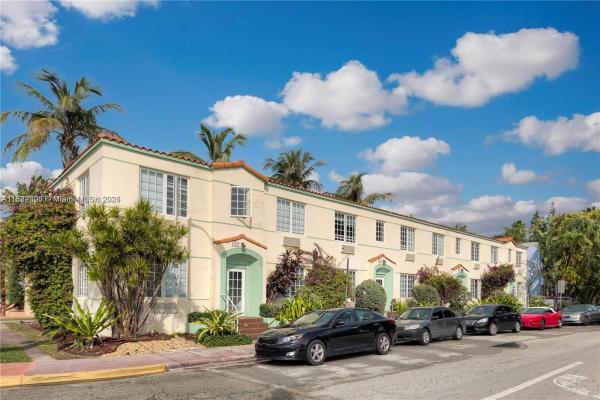 Santana, 741 15 St 3, Miami Beach, Florida 33139, image 1