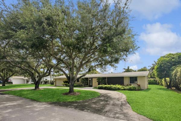 Southwood, 15471 SW 83rd Ave, Palmetto Bay, Florida 33157, image 1
