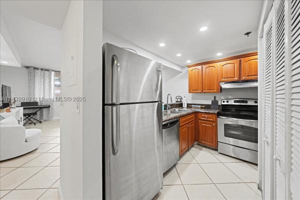 Brickell Key Two, 540 Brickell Key Dr #412, Miami, Florida 33131, image 3