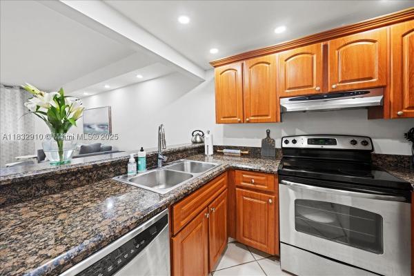 Brickell Key Two, 540 Brickell Key Dr #412, Miami, Florida 33131, image 1