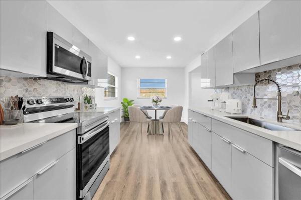 Hawthorne At Century Village, 1200 SW 130th Ave #412G, Pembroke Pines, Florida 33027, image 2
