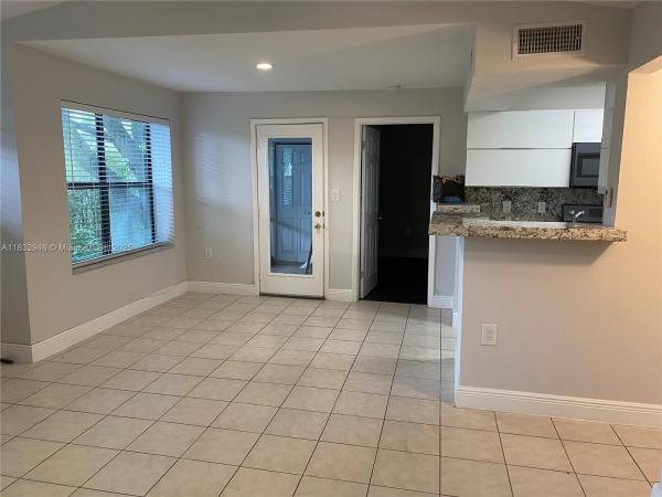 15661 SW 104th Ter 3112, Miami, Florida 33196, image 1