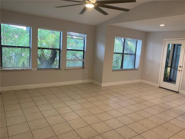 Biscayne Beach Club, 15661 SW 104th Ter #3112, The Hammocks, Florida 33196, image 2