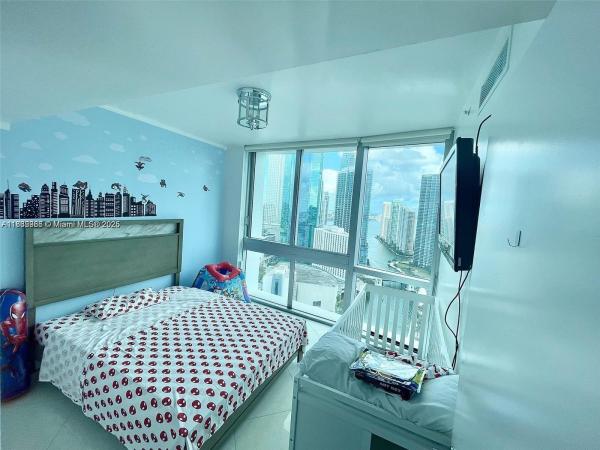 Wind, 350 S Miami Ave #3602, Miami, Florida 33130, image 2