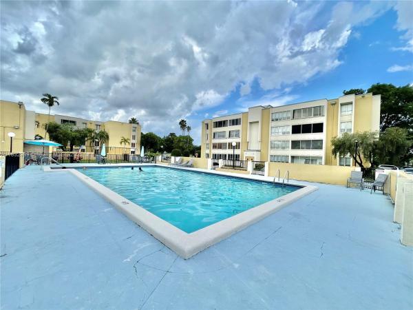 6861 SW 147th Ave #2G, Unincorporated Dade County, Florida 33193, image 1