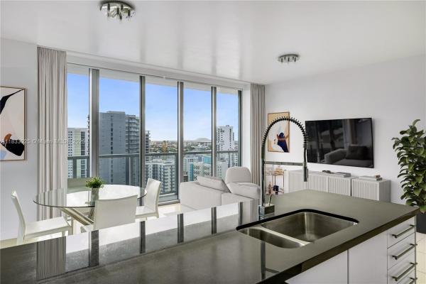 Axis On Brickell North, 1111 SW 1st Ave #2914-N, Miami, Florida 33130, image 2