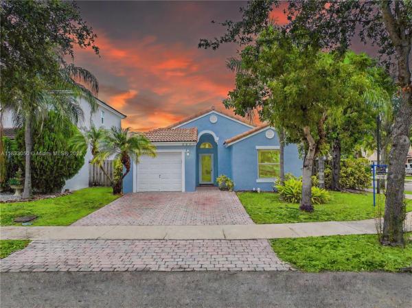 2075 SE 15th St, Homestead, Florida 33035, image 1